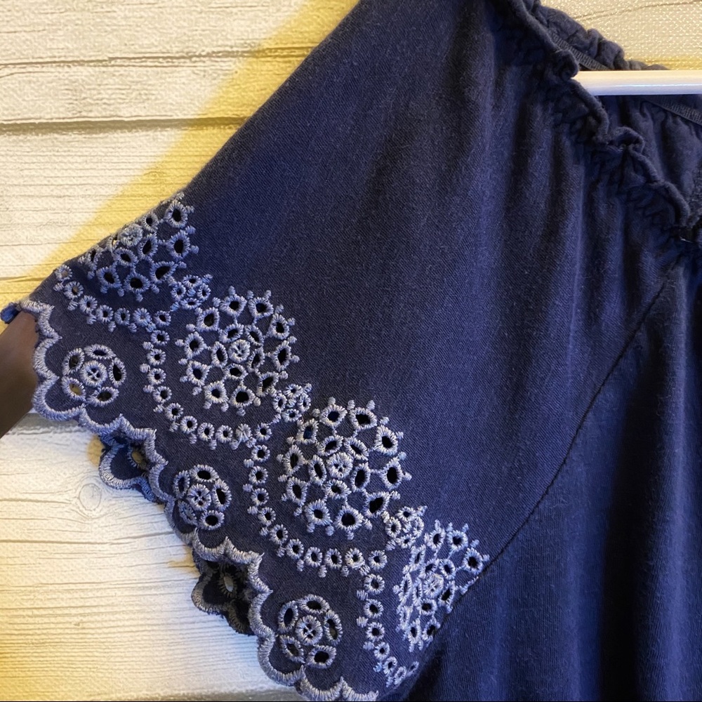 American Eagle Navy Blue Off the Shoulder Shirt - Picture 2 of 7